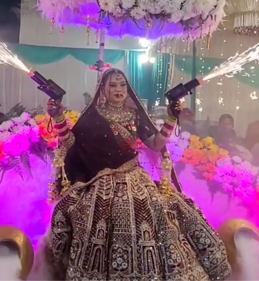 Dulhan  Wedding Gun Pack 2 Guns + 4 Refills 🎉💥🔫🔫