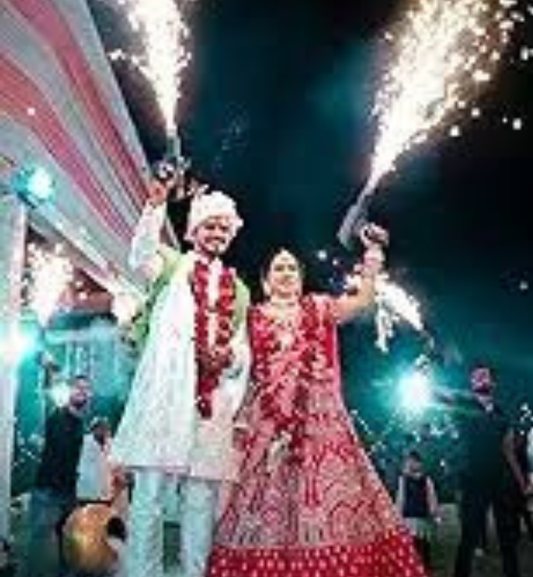 💍 Dulha & Dulhan Wedding Gun (Jaimala & Stage): 🔫 2 Guns + 💥 4 Refills